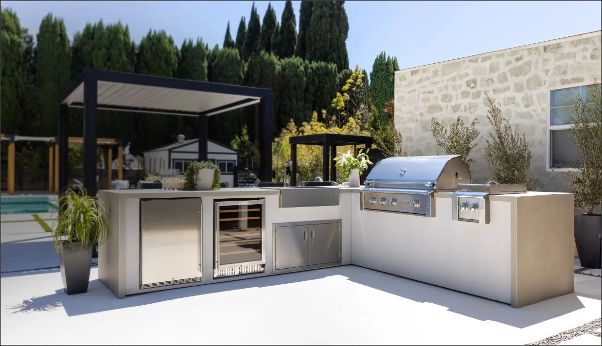 Summerset+Outdoor+Grills-1920w.jpg